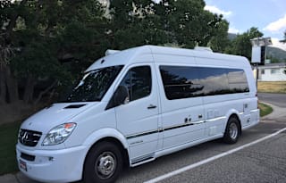 2013 Mercedes-Benz Airstream Interstate Lounge EXT
