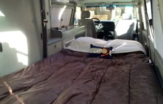 Vintage Volkswagen Eurovan Full Camper