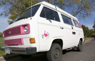 Pinky - Volkswagen Vanagon Camper