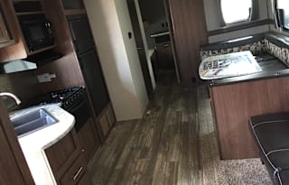 2017 Heartland Pioneer