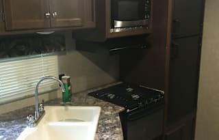 2017 Keystone Hideout