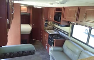 Winnebago Itasca Spirit, fully equipped with everything needed for camping