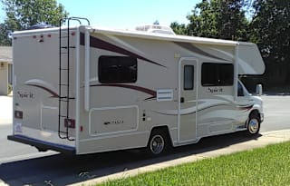 Winnebago Itasca Spirit, fully equipped with everything needed for camping