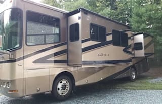 Family approved - spacious! Remodeled Summer 2024!