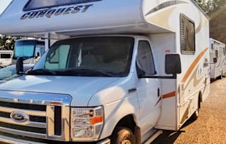 SUPER CUTE MINI RV! Sleeps 6! Gulf Stream Conquest