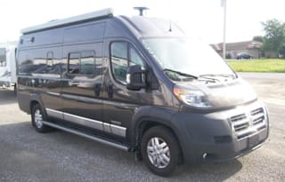 Couples Getaway w/ Lithium & Solar Charging