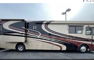 2006 Monaco Camelot 42PDQ