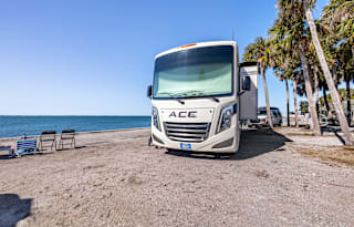Brand New Thor (2023) Luxury, BUNK BEDS & Extras
