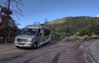 2016 Leisure Travel Serenity 24CB w/ Flex Miles