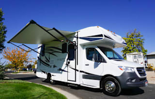 2020 Jayco Melbourne 24 Offers Guaranteed Rentals