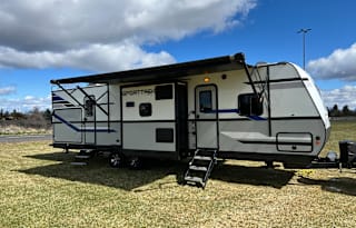 Luxury RV Rental