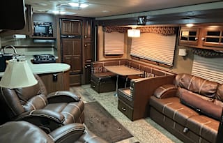 2015 Dutchmen RV Denali 289RK