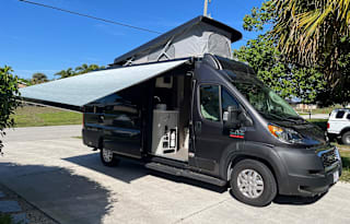 2022 Thor Motor Coach Tellaro 20J