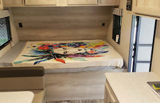 Super light bunkhouse - KZ Sportsmen Classic 180BH