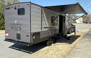 2025 Coachmen RV Catalina Summit Series 8 211BH