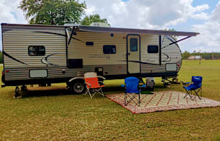Renovated Vacation Ready Super Clean Delivery Only