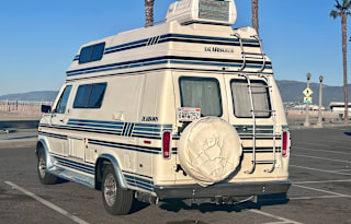 1991 Coachmen Classic Class B RV “Perry”