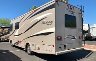 2017 Coachmen RV Pursuit 27 KB