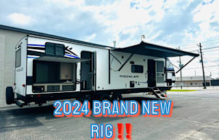 BRAND NEW!! 2024 HEARTLAND PROWLER 320SBH