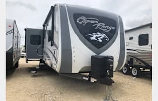 2019 Highland Ridge Open Range Bunkhouse