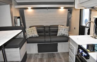 2022 Coachmen RV Catalina Summit Series 184BHS