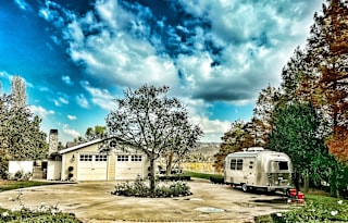 Airstream Caravel 20 - "Mini Hotel on Wheels"