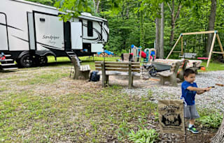 Grand Large Family Getaway/3TVs & 1 1/2 Bath