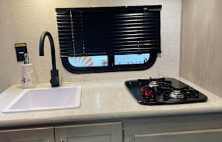2024 Springdale light weight 6 sleeper trailer