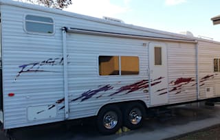 2005 Pacific Coachworks Rage'n 2917