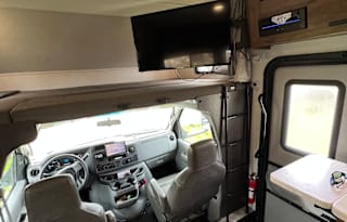 2022 Forest River RV Sunseeker LE 2850SLE Ford