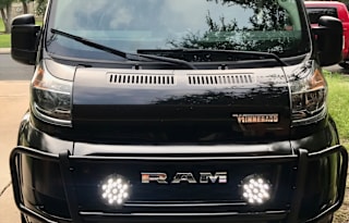 Travato 59GL lithium,unlimited AC,pet ok,sleep 4