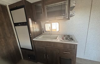 2019 Forest River RV Ozark 1660FQ