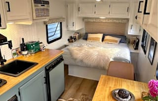 Katie’s “Glamp” trailer