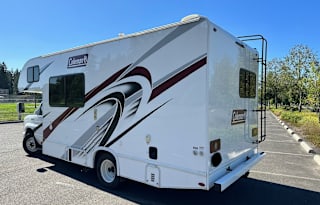 "UNLIMITED MILES* 2022 Coleman | SLEEPS 6 | 23'