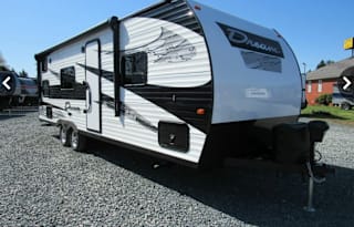 2022 Chinook DREAM D260BH