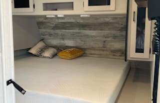 Family size! Roomy!  DELIVERY TO CAMPSITE ONLY