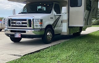 Hotel Room on Wheels!