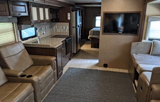 2019 Thor Motor Coach Windsport 34R