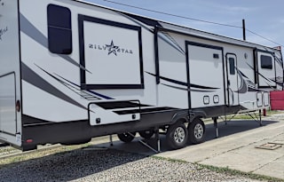 2021 Highland Ridge RV Silverstar