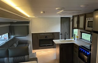 Bunkhouse family friendly camper.