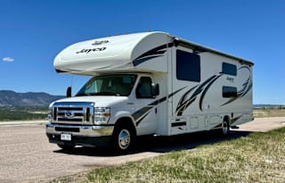 "Sully" the Jayco Redhawk