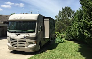 2014 Thor Motor Coach ACE 30 1