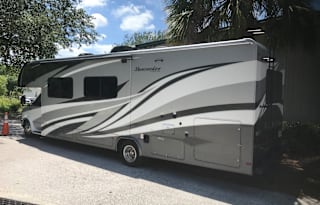 2018 Forest River-California 3010ds Sunseeker