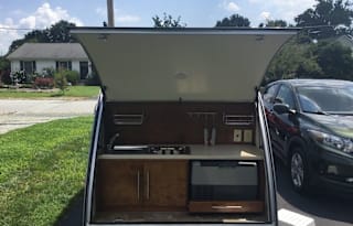 Easy towing with an SUV, Sleeps 2 & a furry friend