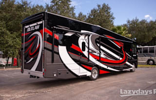 2021 Thor Motor Coach Outlaw 38KB
