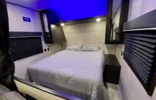2022 Jayco Eagle 39' Spacious, Modern Luxury!