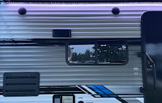 2023 BRAND NEW HEARTLAND PIONEER BH270 with BUNKS!