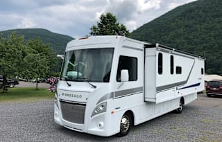 2018 Winnebago Intent