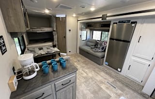 2023 Palomino Puma XLE Lite 25BHSC