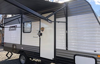 2022 Coleman Dutchman 17B sleeps 5